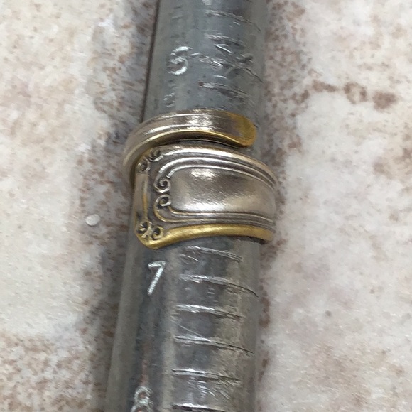 Silverware Ring made from a fork - Picture 5 of 9